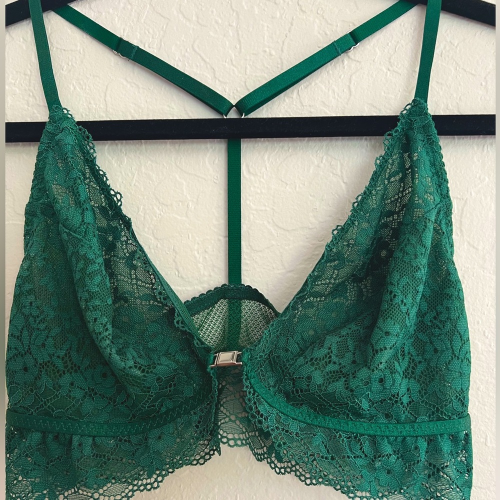 Gilligan O'Malley Front Close Lace Y-Back Bralette
